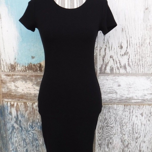 short sleeve black midi dress